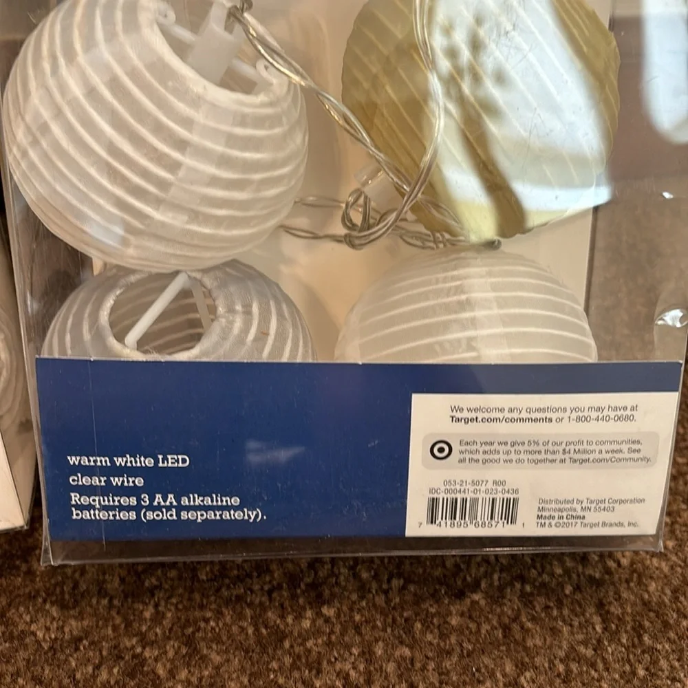 Two spritz LED string lights, 10 lights in each package